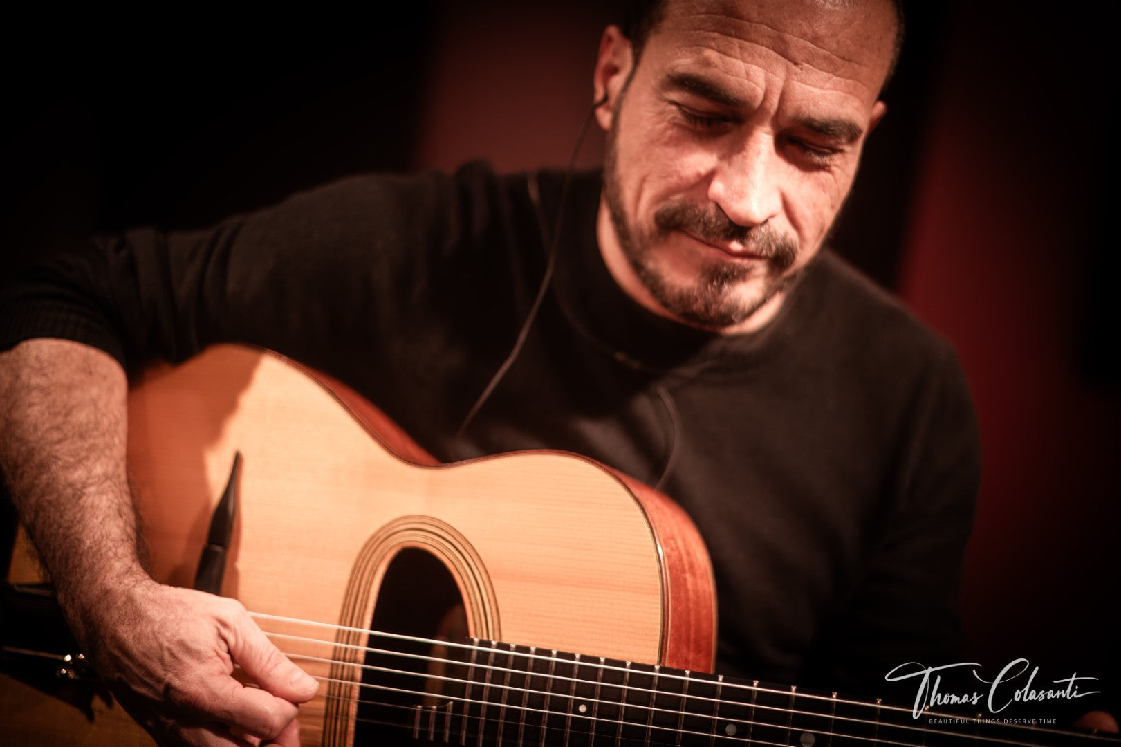 THE MANOUCHE GUITAR IN THE STYLE OF DJANGO REINHARDT - Moreno Viglione